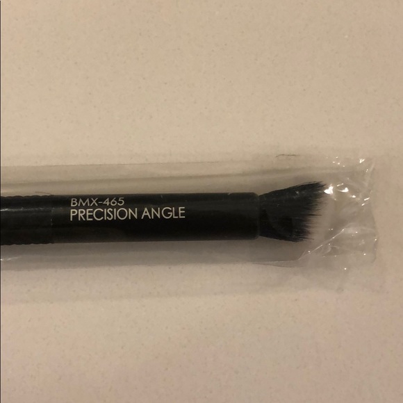 🌸5/$25🌸 Moda precision angle brush - Picture 2 of 2